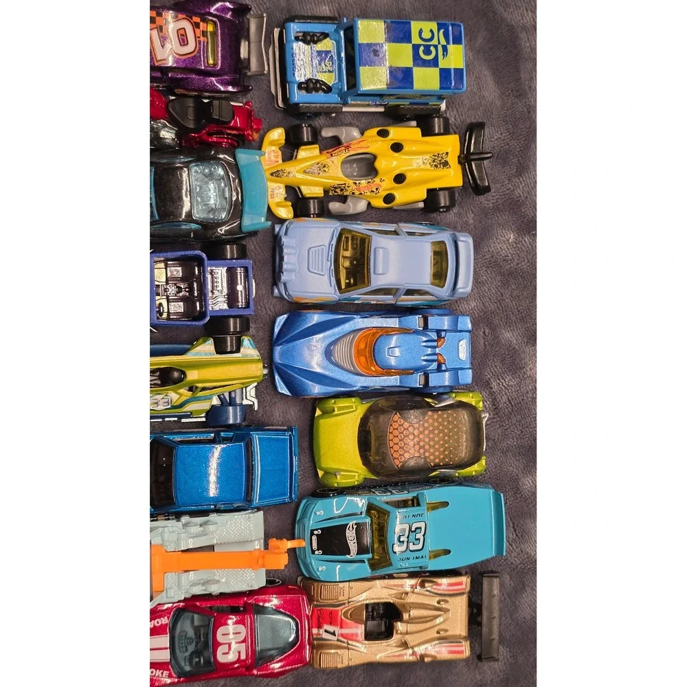 Hot Wheels lot 20